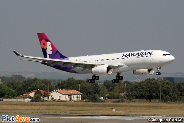 Airbus A330-222 (Hawaiian Airlines)