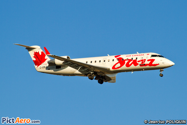 Bombardier CRJ-200ER (Air Canada Jazz)