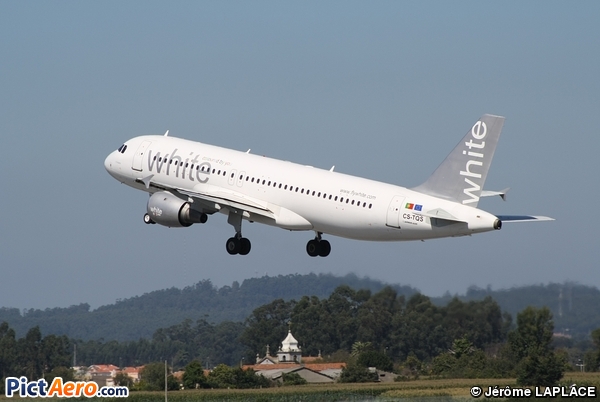 Airbus A320-211 (White)