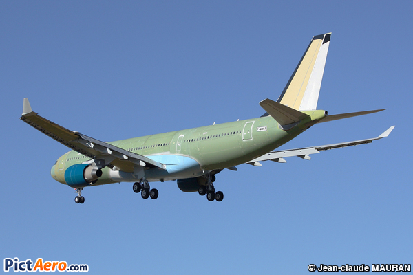 Airbus A330-223 (Vietnam Airlines)