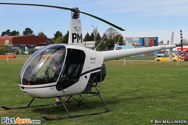Robinson R22 Beta II (Garden City Helicopters)