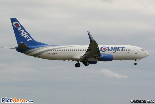 Boeing 737-8AS (I.M.P. Group Ltd. (CanJet Airlines))