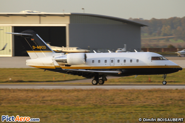 Canadair CL-600-2B16 Challenger 604 (Cirrus Airlines)