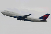Boeing 747-451 (N675NW)