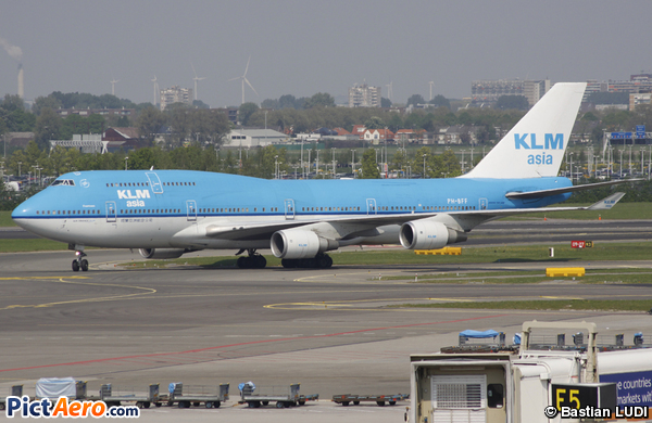 Boeing 747-406 (KLM Asia)