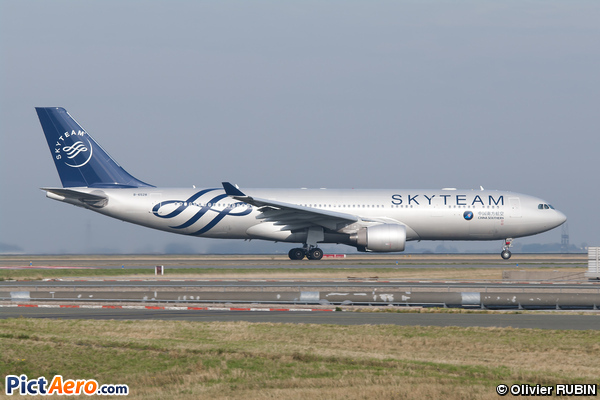 Airbus A330-223 (China Southern Airlines)