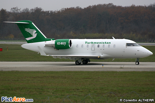 Canadair CL-600-2B16 Challenger 605 (Turkmenistan Airlines)