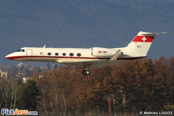 Gulfstream Aerospace G-IV Gulfstream IV (Sit-Set Aviation)