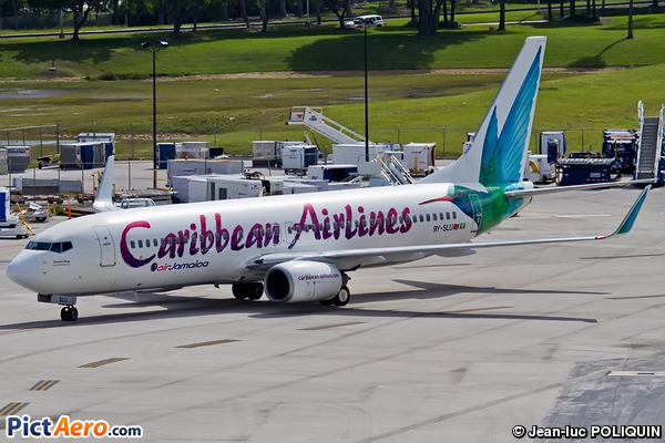 Boeing 737-83N/WL (Caribbean Airlines)
