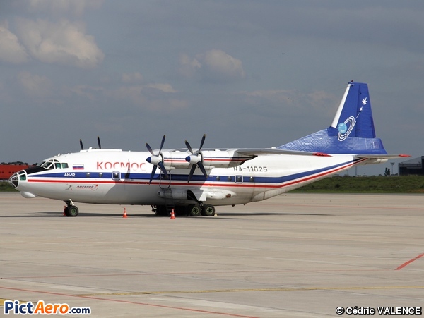 Antonov An-12BP (Kosmos Airlines)