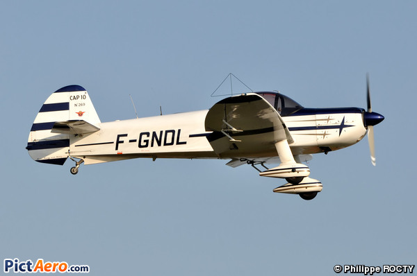 CAP-10B (AERO CLUB DE LA COTE D'OR)