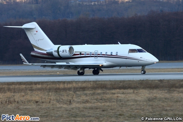 Canadair CL-600-2B16 Challenger 604 (Nomad Aviation)