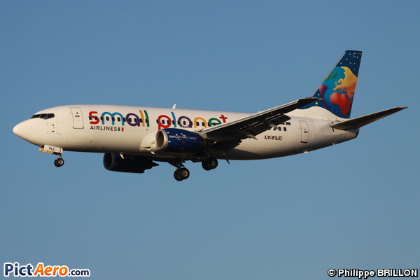 Boeing 737-31S (Small Planet Airlines)