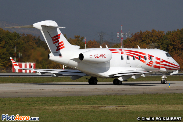 Bombardier BD-100-1A10 Challenger 300 (International Jet Management)