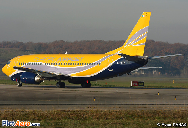 Boeing 737-31S (Europe Airpost (Air Contractors))