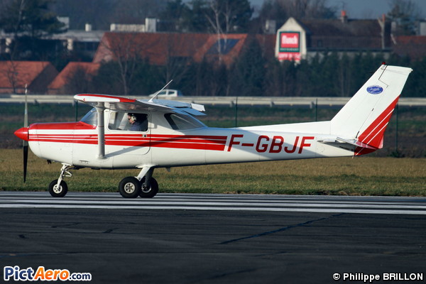 Cessna 152 (Aéroclub Vauclusien)