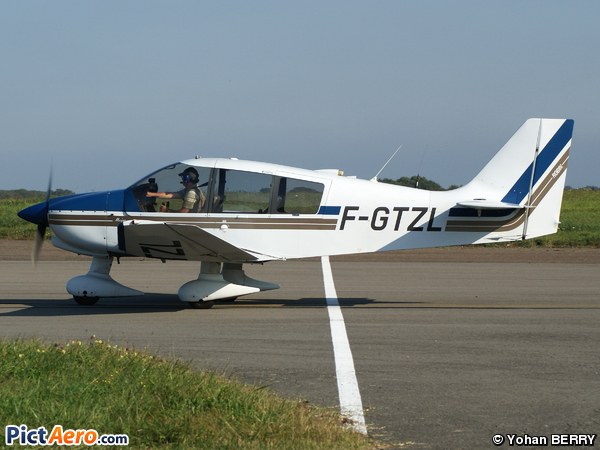 Robin DR-400-160 (Aéroclub de la Côte d'Amour)