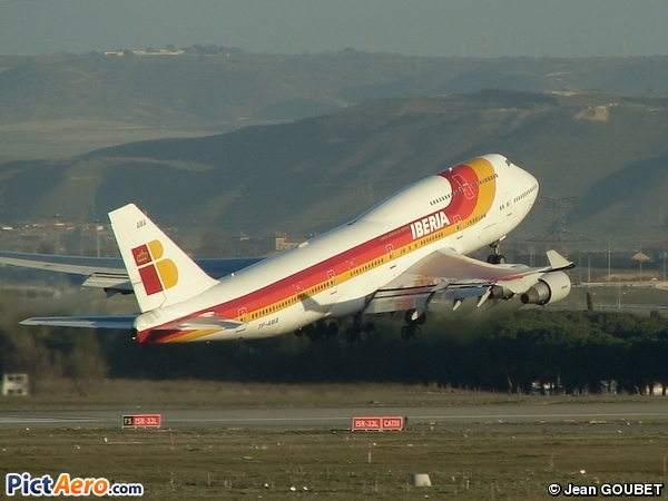 Boeing 747-412 (Iberia)