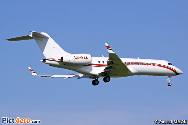 Bombardier BD-700-1A10 Global Express (Global Jet Luxembourg)