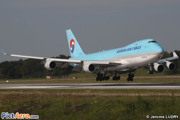Boeing 747-4B5F/ER/SCD (Korean Air Cargo)