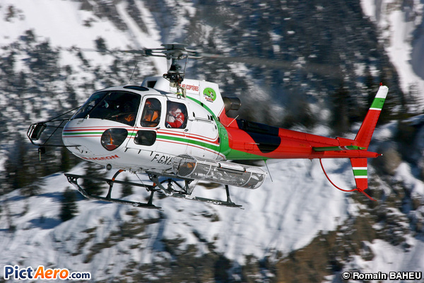 Aérospatiale AS-350 B Ecureuil (Blugeon Helicopteres)