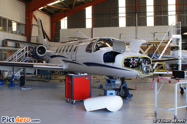 Cessna 550 Citation II  (Aéro Vision SARL)