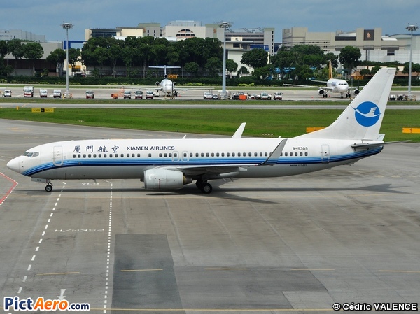 Boeing 737-86N/WL (Xiamen Airlines)
