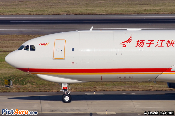 Airbus A330-243F (Yangtze River Express)