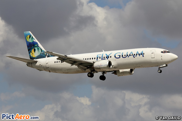 Boeing 737-4Y0 (Fly Guam (Sky King))