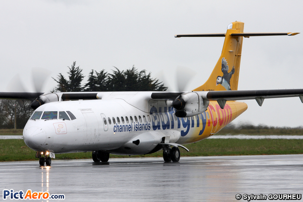 ATR 72-212A  (Aurigny Air Services)