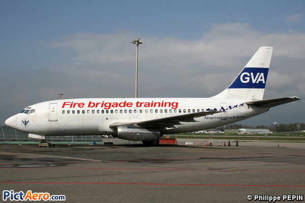 Boeing 737-222 (Aéroport International de Genève)