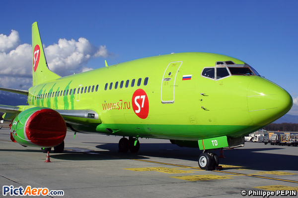 Boeing 737-522 (S7 - Siberia Airlines)