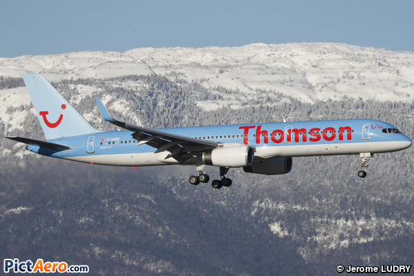 Boeing 757-28A (Thomson Airways)