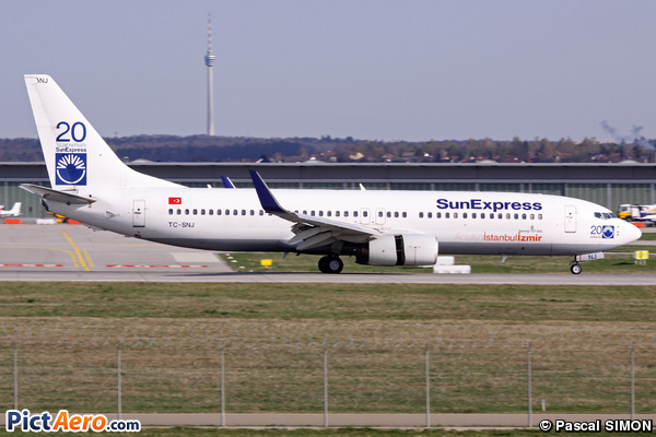 Boeing 737-86J/WL (SunExpress)