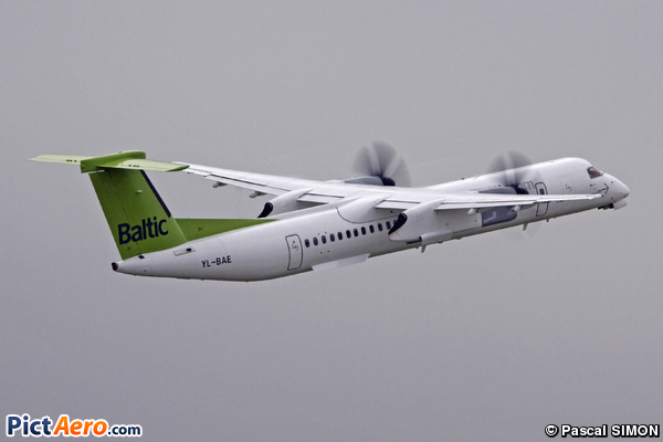 DASH8-Q400 (Air Baltic)