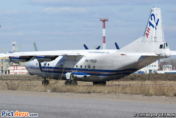 Antonov An-12BP (Airstars)