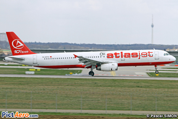 Airbus A321-231 (Atlasjet Airlines)