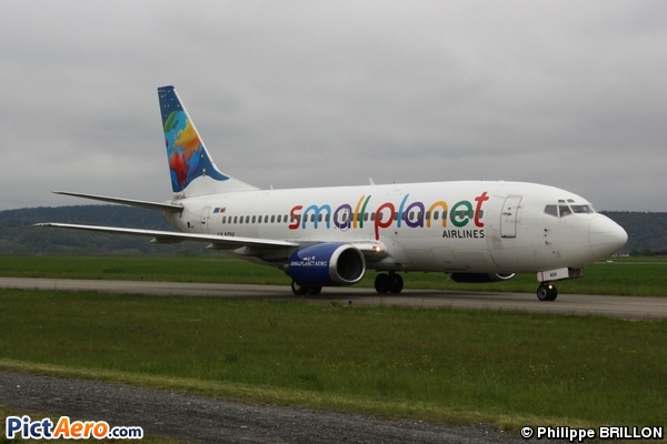 Boeing 737-35B (Small Planet Airlines)