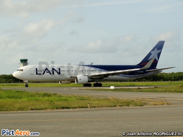 Boeing 767-352/ER (LAN Airlines)