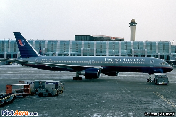 Boeing 757-222 (United Airlines)