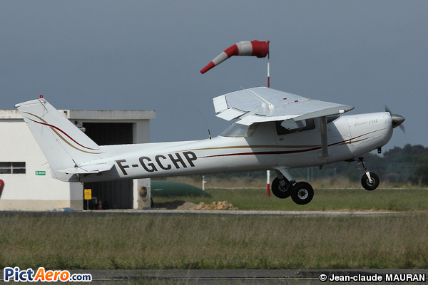 Reims F152 (Aéroclub du Roussillon)