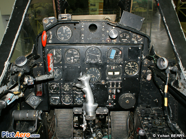 Fouga CM-170 Magister (Musée Régional de l'Air)