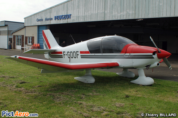 Robin DR-400-140B (Cercle aérien Peugeot)