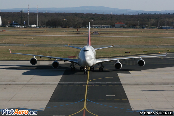Boeing 747-48E/BDSF (Asiana Airlines)