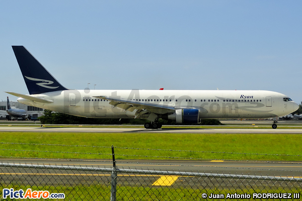 Boeing 767-332 (Ryan International Airlines)