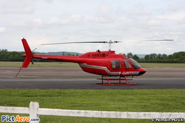 Bell 206B JetRanger II (Private / Privé)