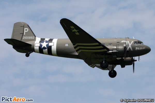 Douglas DC3 C-47A Skytrain (Dakota Heritage Inc)