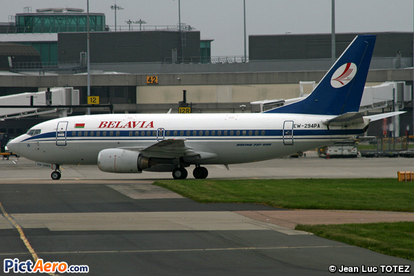 Boeing 737-505 (Belavia Belarusian Airlines)
