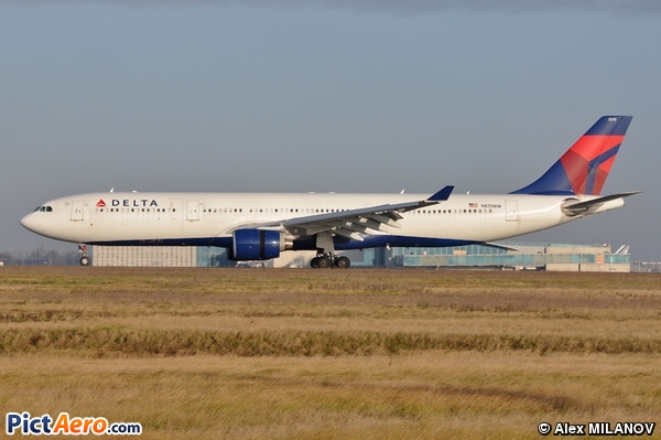 Airbus A330-323E (Delta Air Lines)