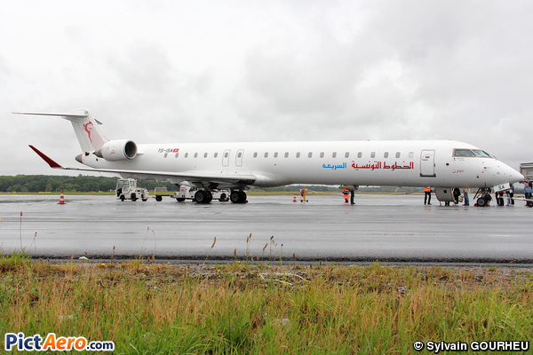 Bombardier CRJ-900ER (Tunisair Express)